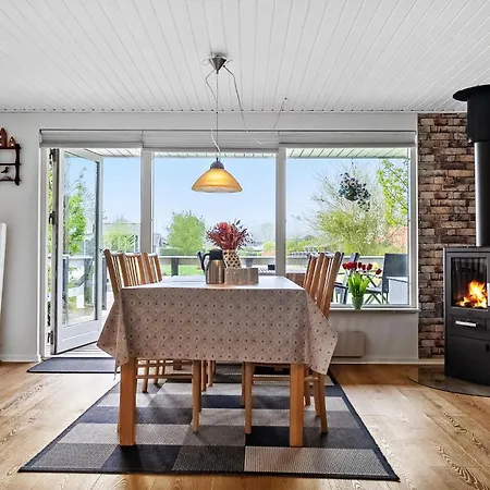 Diernaes Strandby L-675 펜션