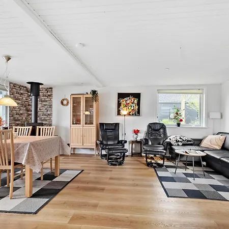 Diernaes Strandby L-675 Дом отдыха *